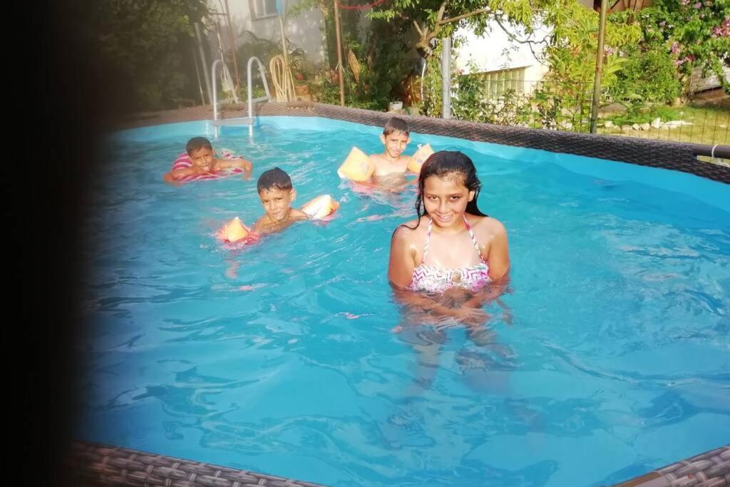 Apartment Croatia Borik Family With Garten View Number 2 *